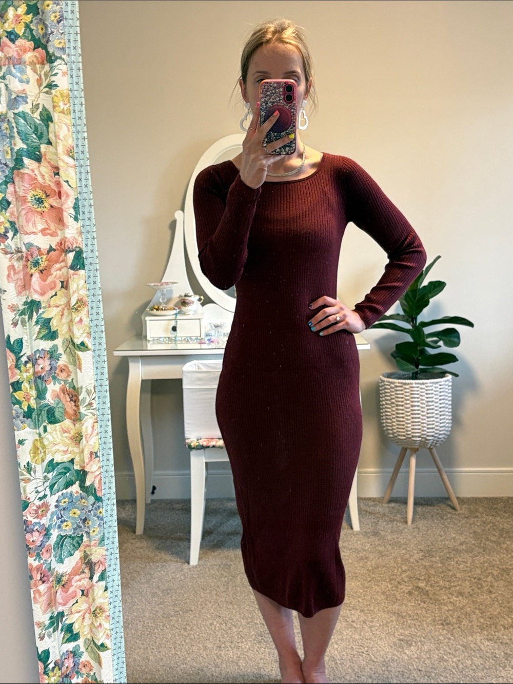 Uniqlo Long Sleeve Midi Sweater Dress